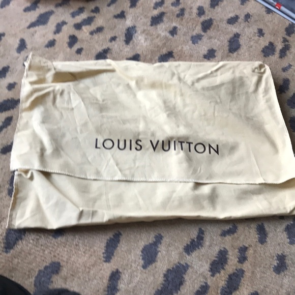 Louis Vuitton bag - Picture 6 of 6